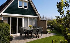 Vakantiehuis met afgesloten tuin, dichtbij het strand